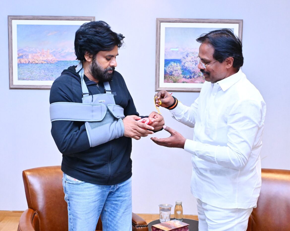 Ganji Chiraneevi Meets Janasena Chief Pawan Kalyan