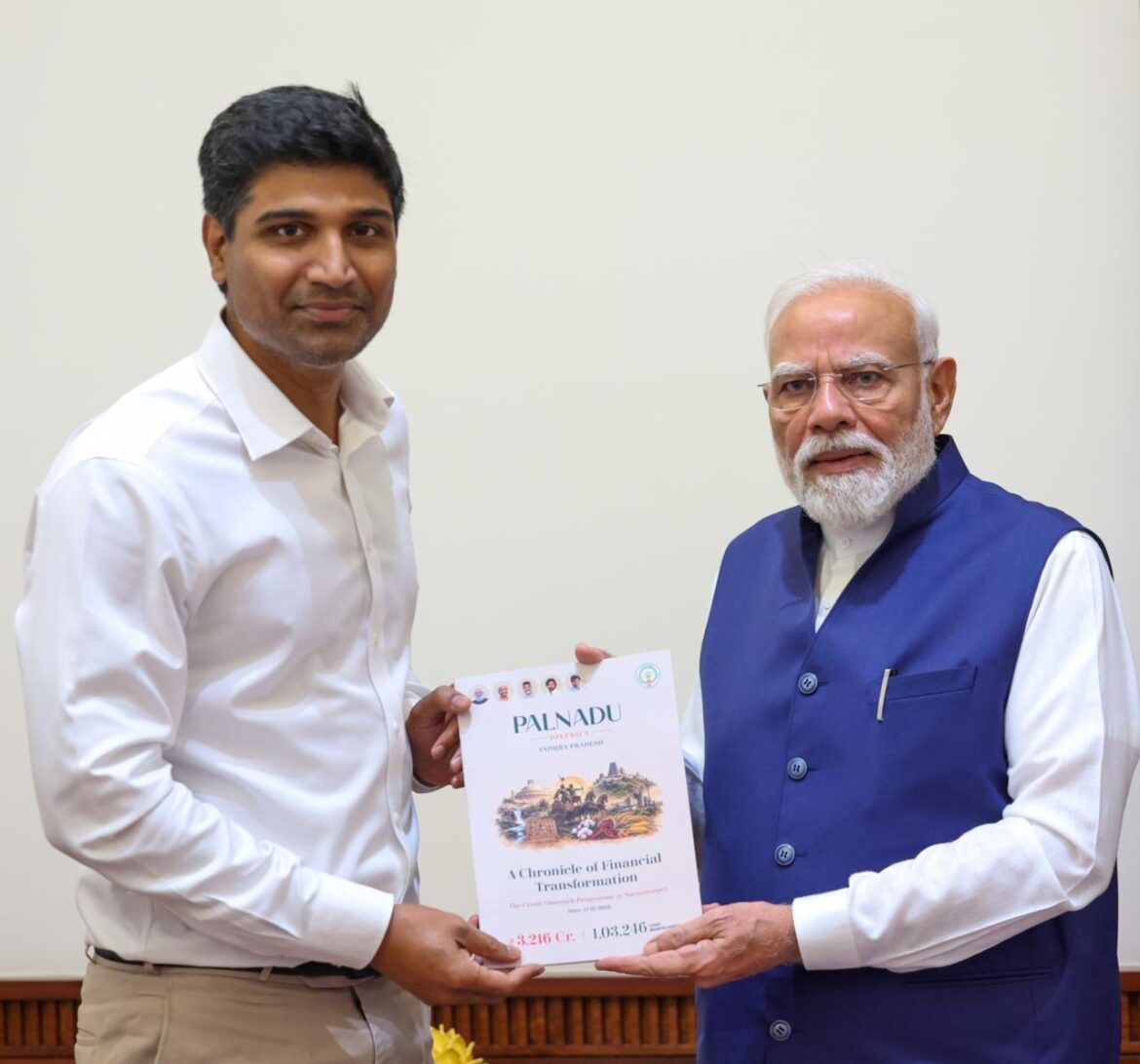 Narasaraopet MP Lavu Sri Krishna Devarayalu Meets PM Narendra Modi, Submits Report on Palnadu Financial Growth